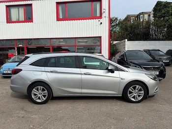 Used Vauxhall Astra 2017 for sale - 76486525: Photo