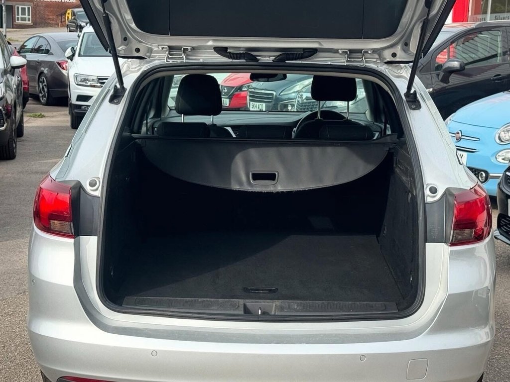 Used Vauxhall Astra 2017 for sale - 76486525: Photo 6