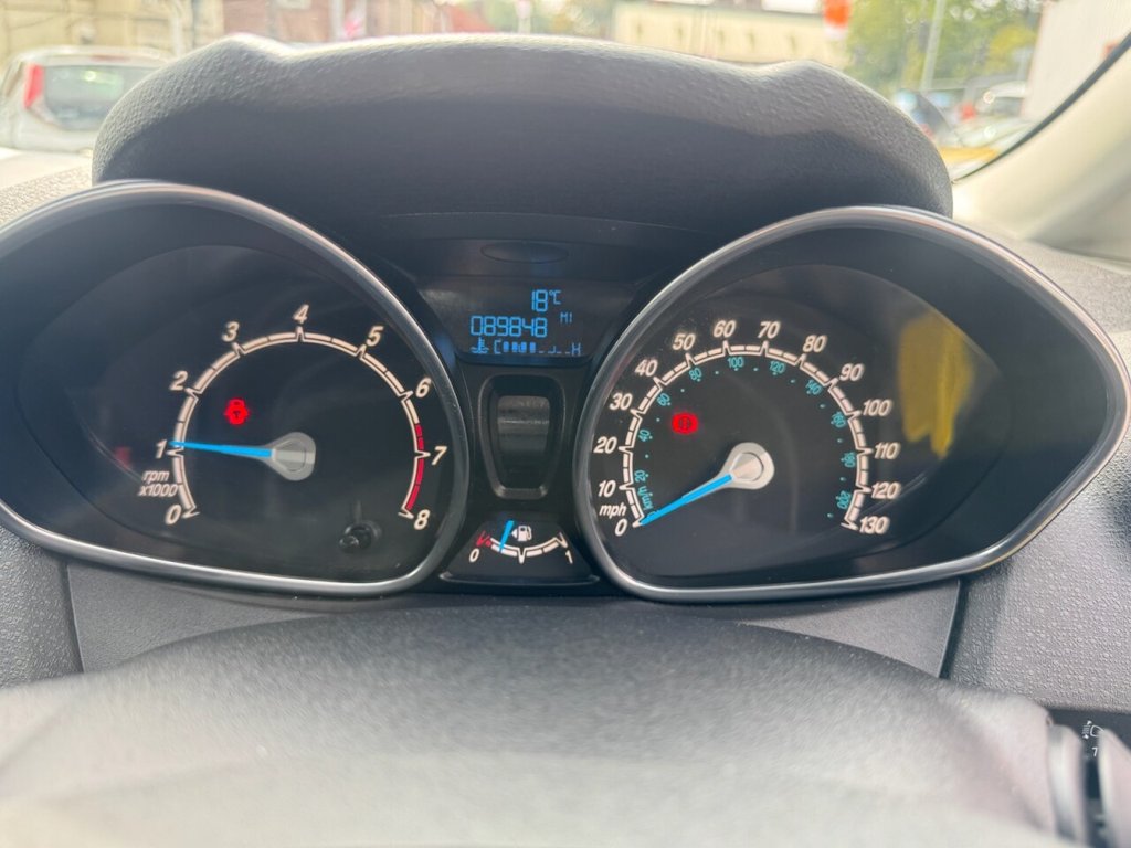 Used Ford Fiesta 2013 for sale - 76486537: Photo 12