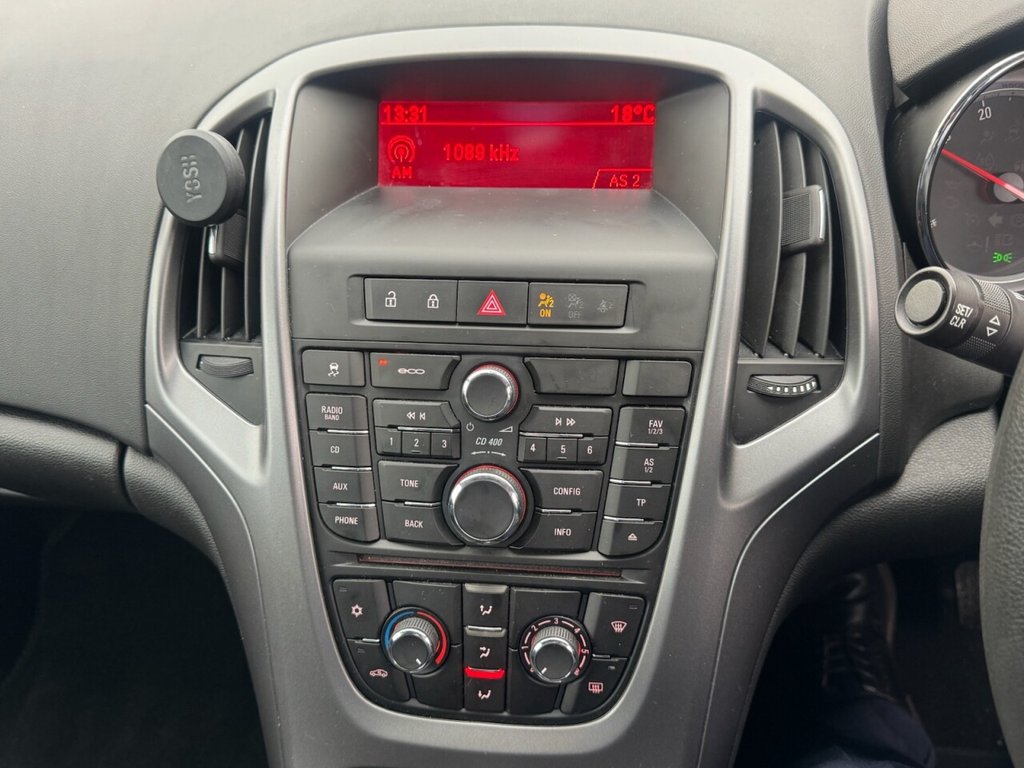 Used Vauxhall Astra 2015 for sale - 76482530: Photo 12