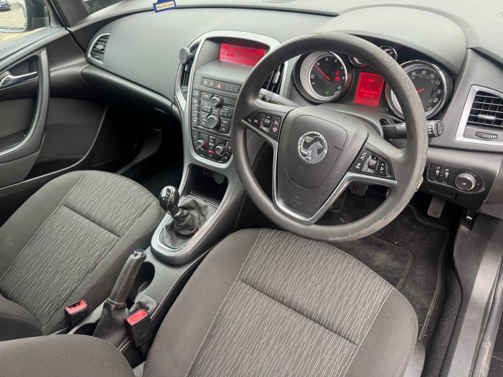 Used Vauxhall Astra 2015 for sale - 76482530: Photo 7