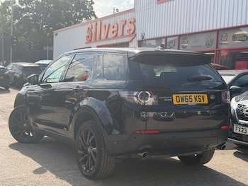 Used Land Rover Discovery Sport 2015 for sale - 79275998: Photo