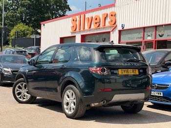 Used Land Rover Discovery Sport 2016 for sale - 78995866: Photo
