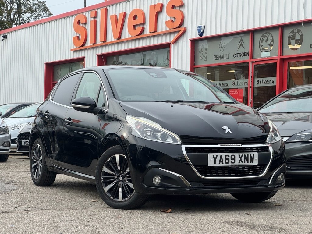 Used Peugeot 208 2019 for sale - 76486536: Photo 1