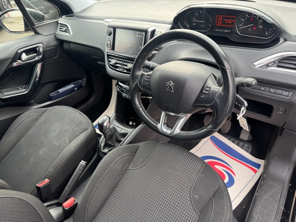 Used Peugeot 208 2019 for sale - 76486536: Photo 8