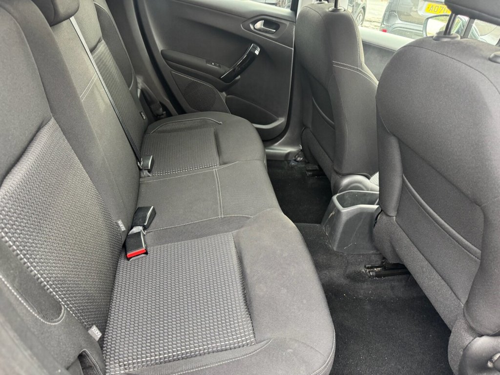 Used Peugeot 208 2019 for sale - 76486536: Photo 9