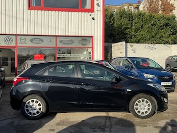 Used Hyundai i30 2014 for sale - 76590976: Photo