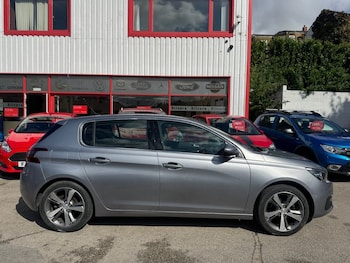 Used Peugeot 308 2020 for sale - 76486530: Photo