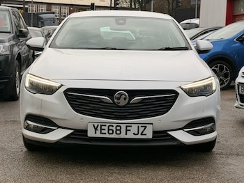 Used Vauxhall Insignia 2019 for sale - 77153602: Photo
