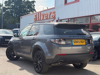 Used Land Rover Discovery Sport 2015 for sale - 79276004: Photo