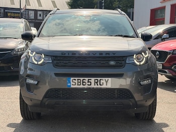 Used Land Rover Discovery Sport 2015 for sale - 79276004: Photo
