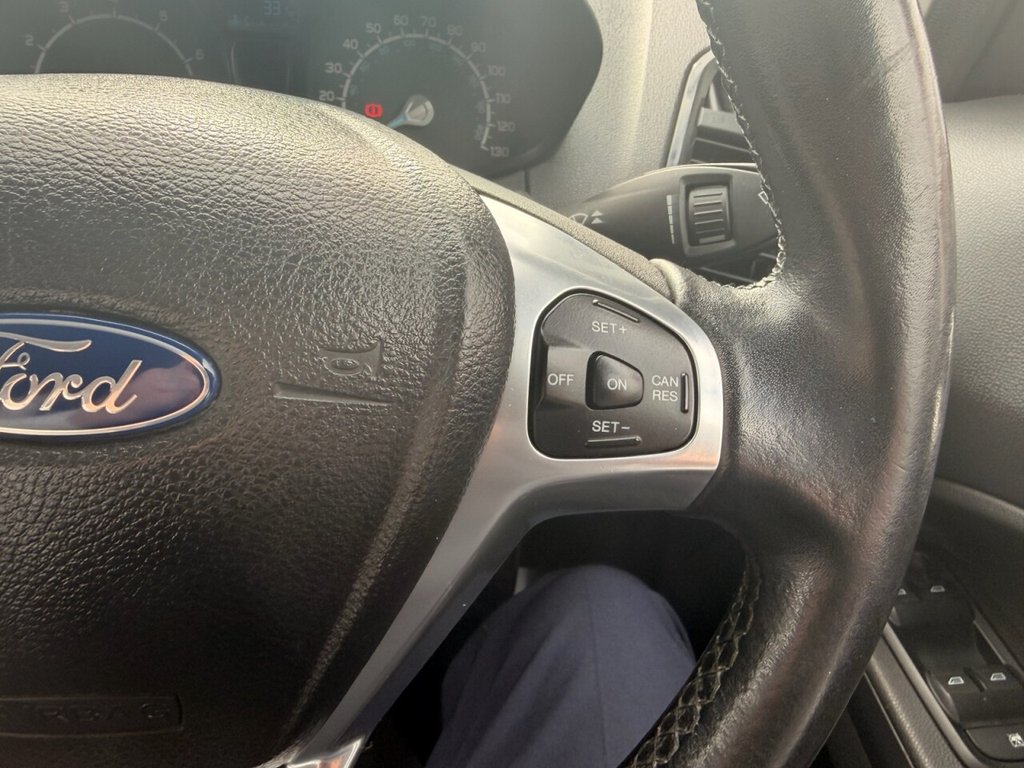 Used Ford Ecosport 2015 for sale - 78068509: Photo 9