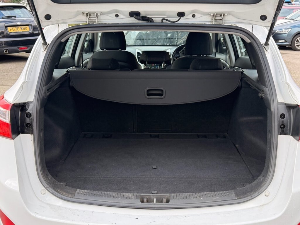 Used Hyundai i30 2015 for sale - 77835068: Photo 7