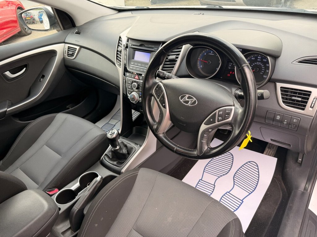 Used Hyundai i30 2015 for sale - 77835068: Photo 8
