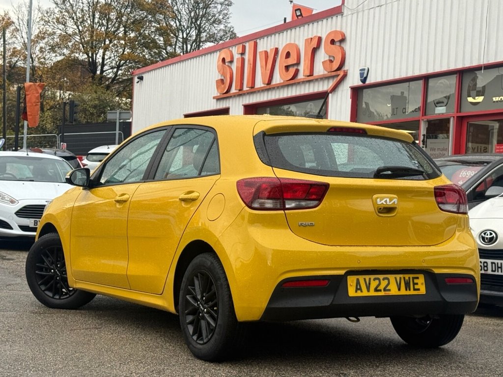 Used Kia Rio 2022 for sale - 76481671: Photo 2