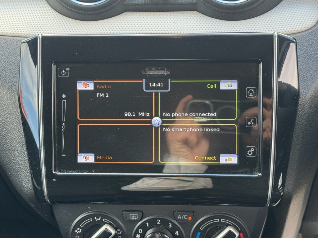 Used Suzuki Swift 2021 for sale - 76486522: Photo 11