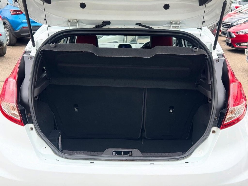 Used Ford Fiesta 2014 for sale - 77199927: Photo 6