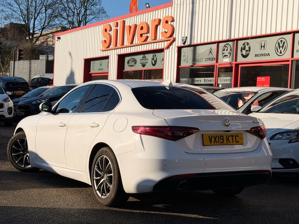 Used Alfa Romeo Giulia 2019 for sale - 77133678: Photo 2