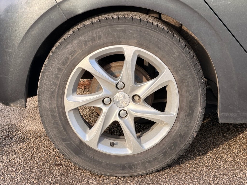 Used Peugeot 208 2015 for sale - 77199752: Photo 6