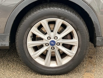 Used Ford Kuga 2015 for sale - 77672812: Photo