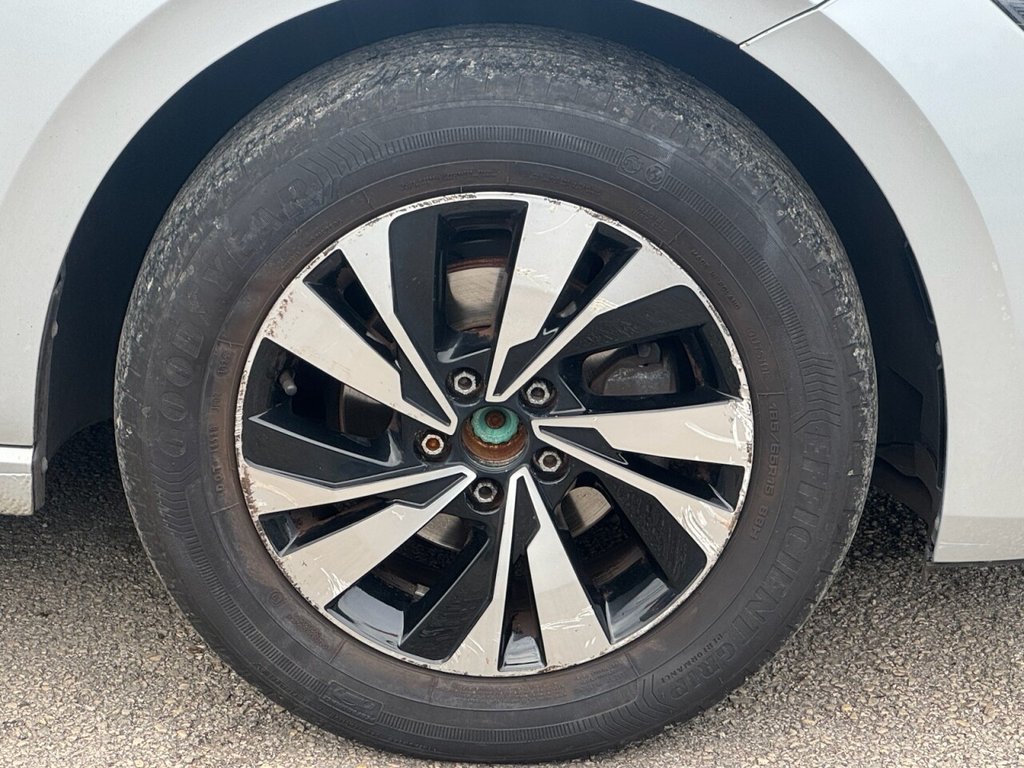 Used Volkswagen Polo 2021 for sale - 76486549: Photo 6