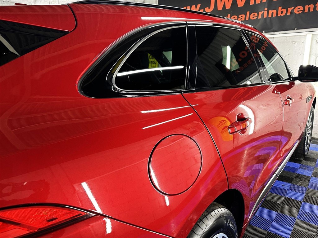 Used Jaguar F-Pace 2017 for sale - 77401661: Photo 14