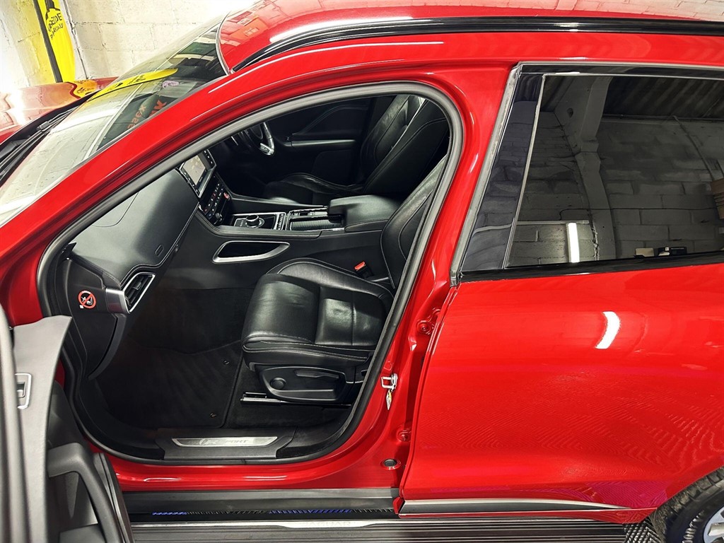 Used Jaguar F-Pace 2017 for sale - 77401661: Photo 17