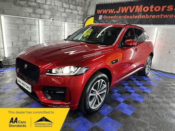 Used Jaguar F-Pace 2017 for sale - 77401661: Photo