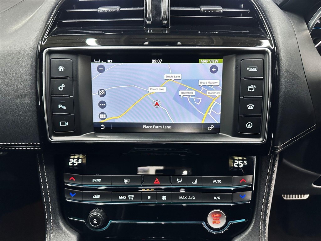 Used Jaguar F-Pace 2017 for sale - 77401661: Photo 23