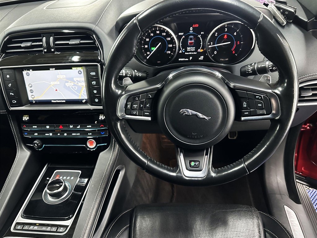 Used Jaguar F-Pace 2017 for sale - 77401661: Photo 25