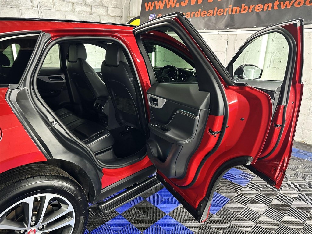 Used Jaguar F-Pace 2017 for sale - 77401661: Photo 30