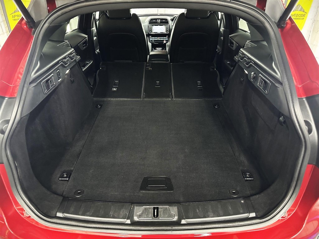 Used Jaguar F-Pace 2017 for sale - 77401661: Photo 60