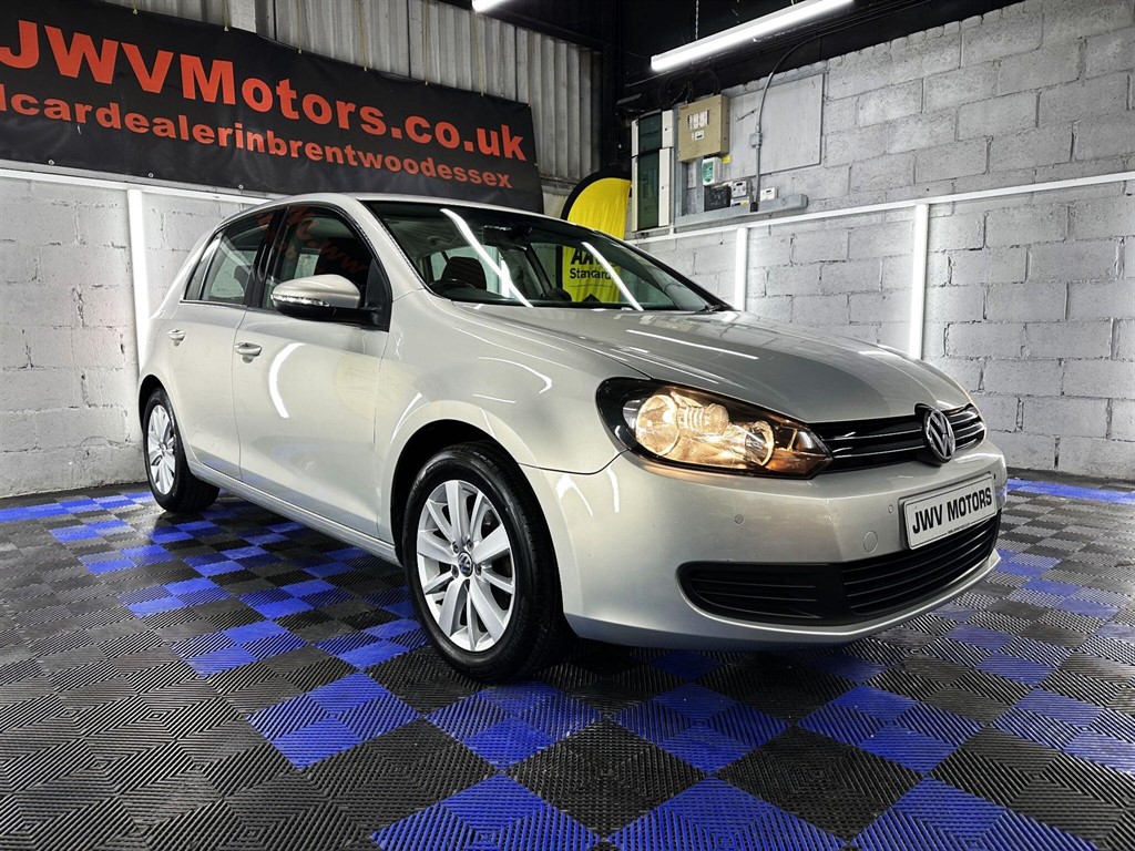 Used Volkswagen Golf 2011 for sale - 77981224: Photo 2