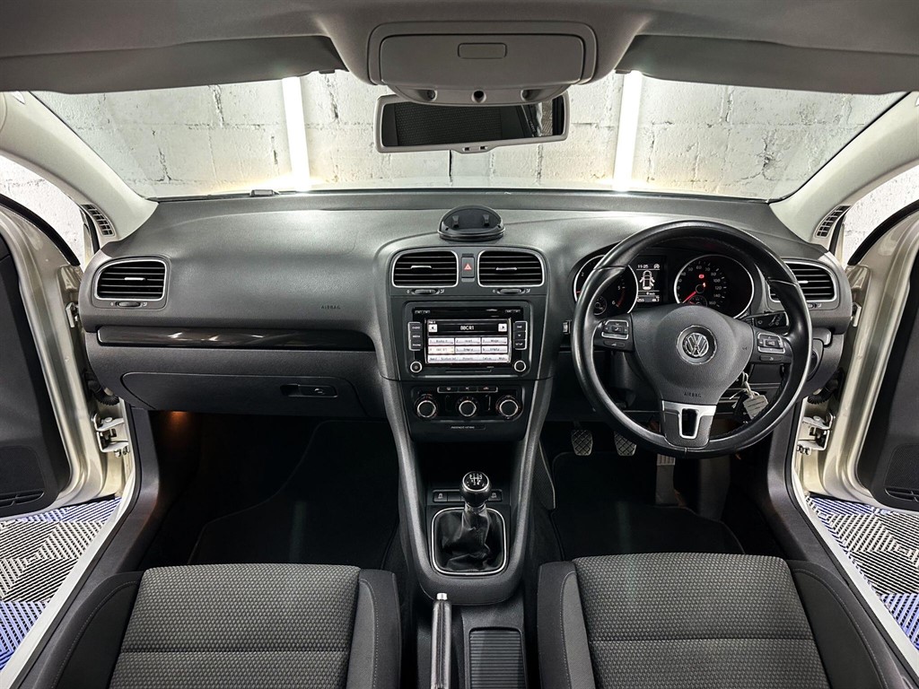 Used Volkswagen Golf 2011 for sale - 77981224: Photo 22