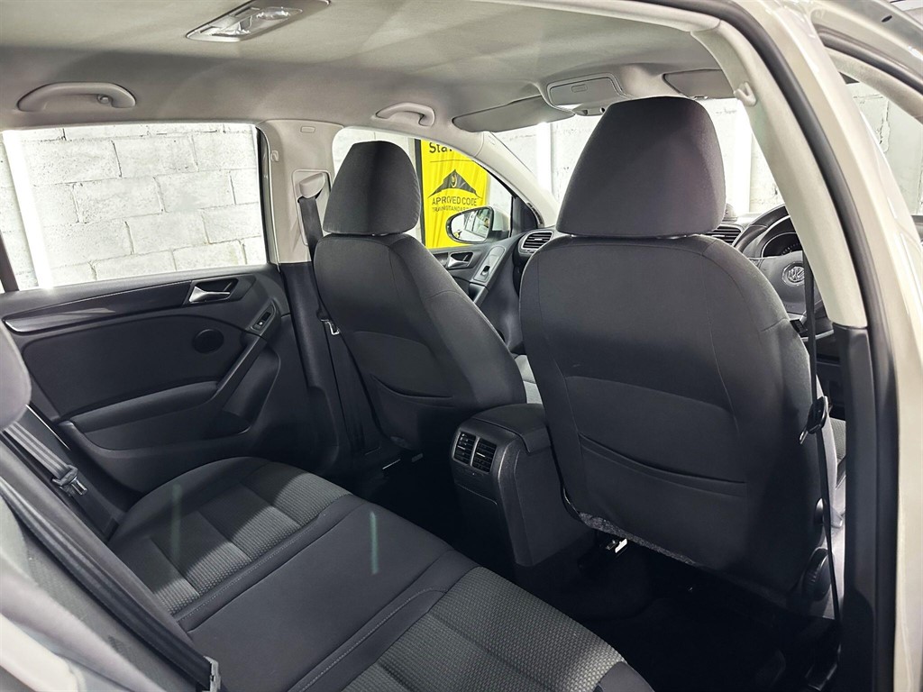 Used Volkswagen Golf 2011 for sale - 77981224: Photo 29