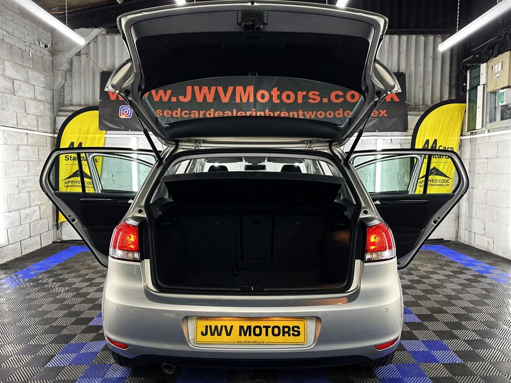 Used Volkswagen Golf 2011 for sale - 77981224: Photo 31