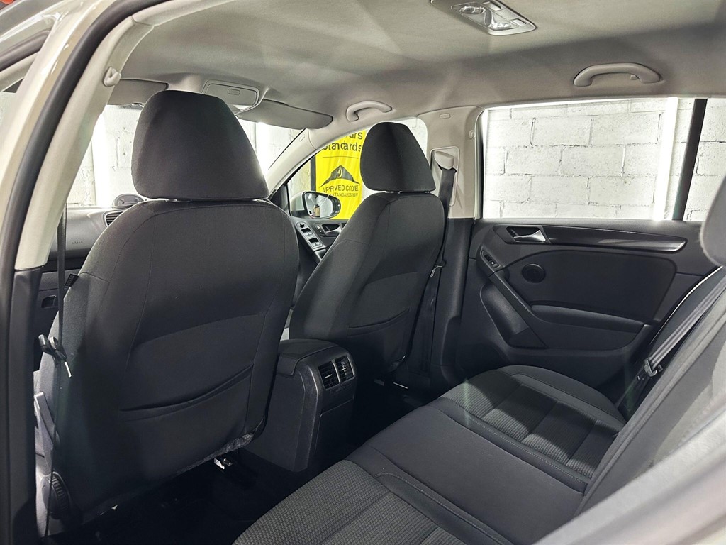 Used Volkswagen Golf 2011 for sale - 77981224: Photo 34