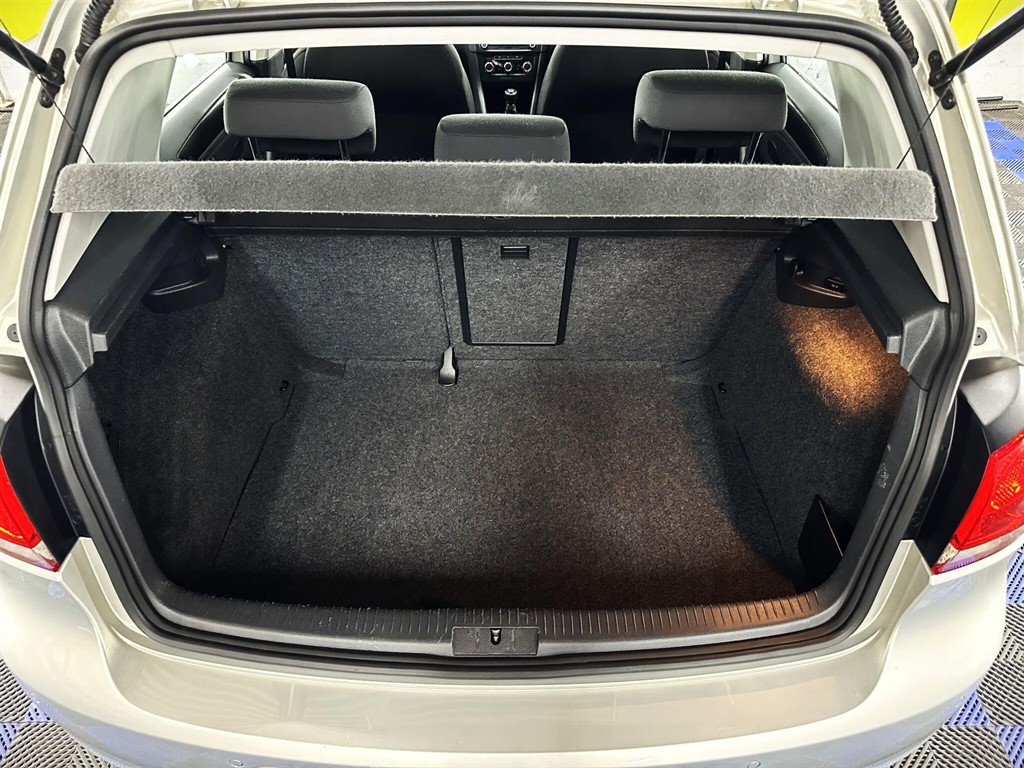 Used Volkswagen Golf 2011 for sale - 77981224: Photo 55