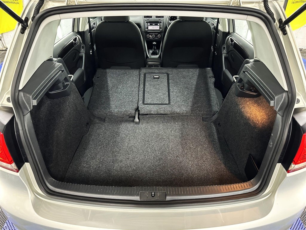 Used Volkswagen Golf 2011 for sale - 77981224: Photo 57