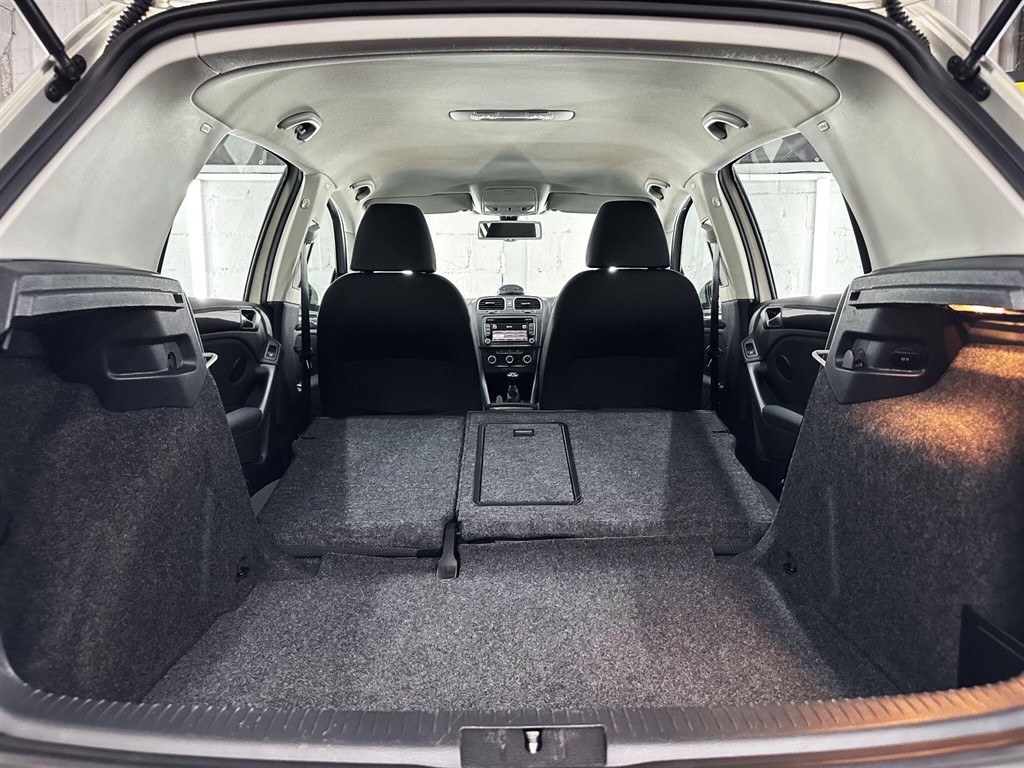 Used Volkswagen Golf 2011 for sale - 77981224: Photo 59