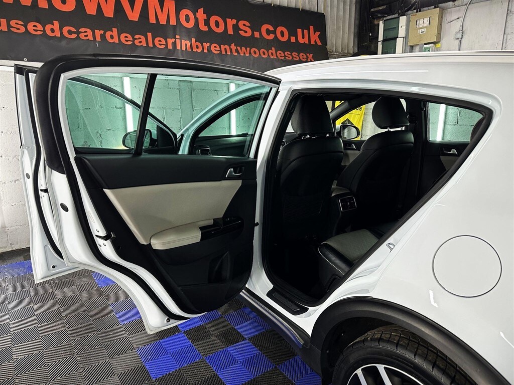 Used Kia Sportage 2017 for sale - 77804129: Photo 35