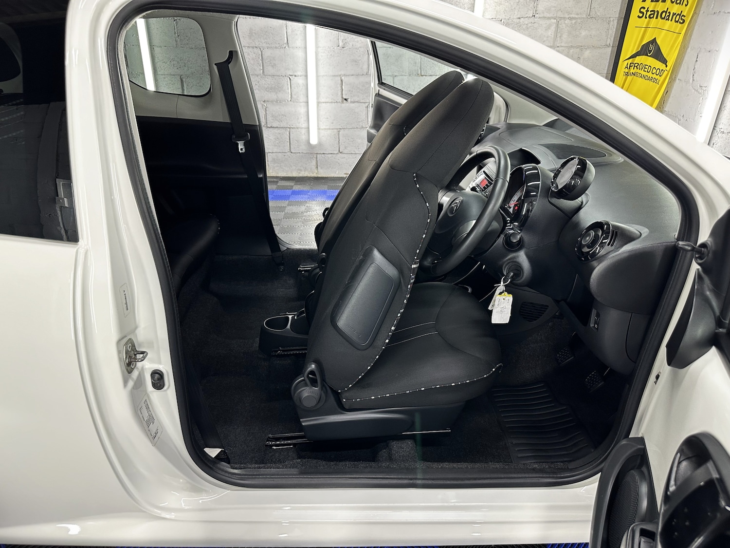 Vehicle 28