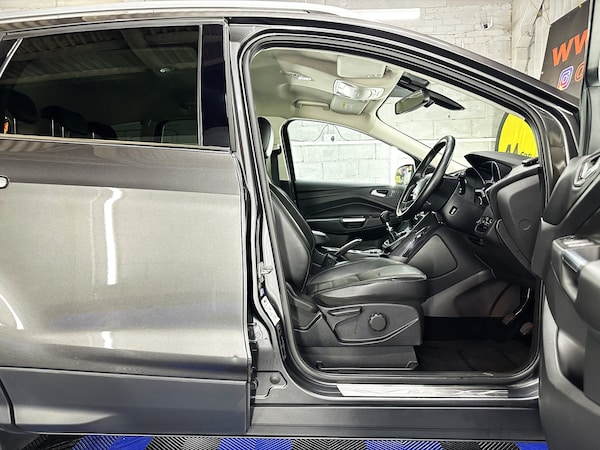 Used Ford Kuga 2015 for sale - 76006572: Photo 25