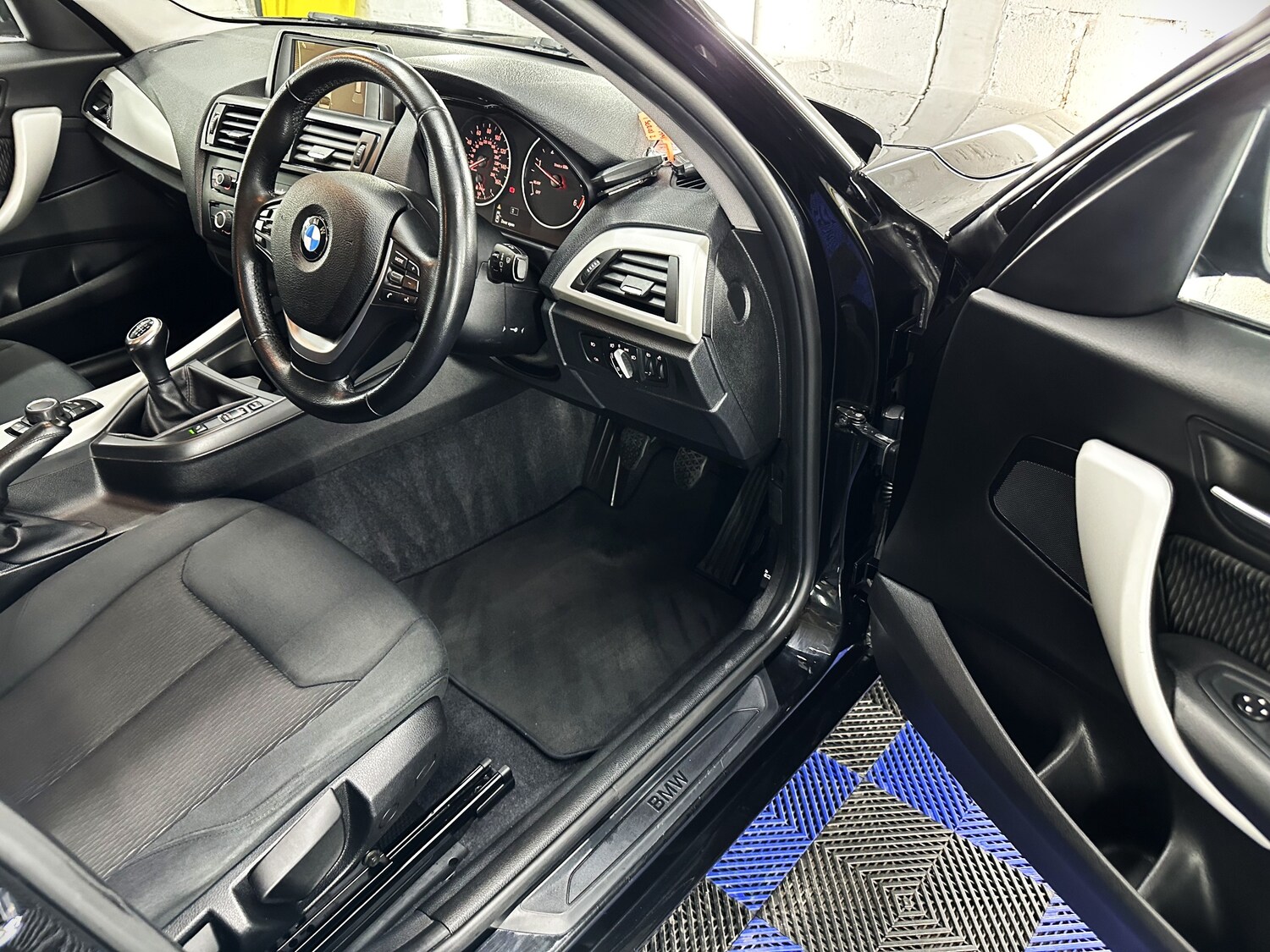 Used BMW 1 Series 2012 for sale - 76352976: Photo 24