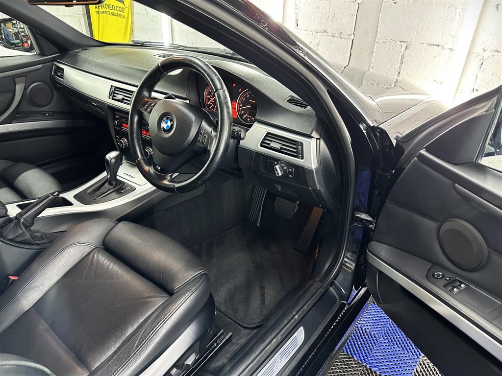 Used BMW 3 Series 2010 for sale - 76979831: Photo 24