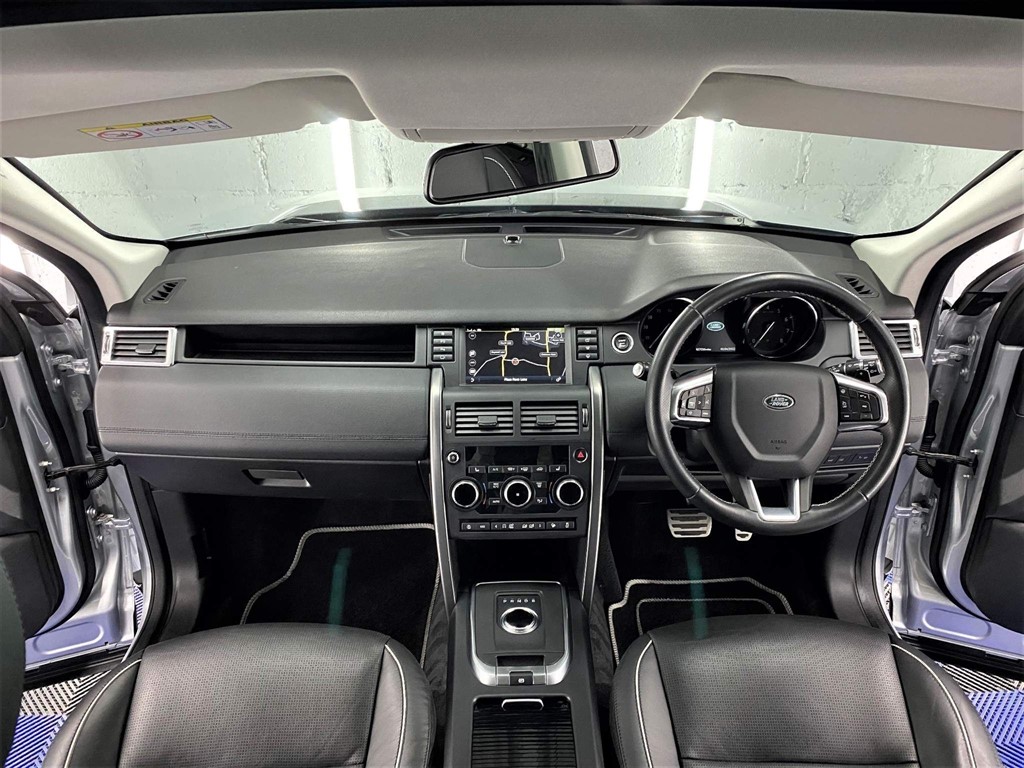 Used Land Rover Discovery Sport 2019 for sale - 76979844: Photo 24