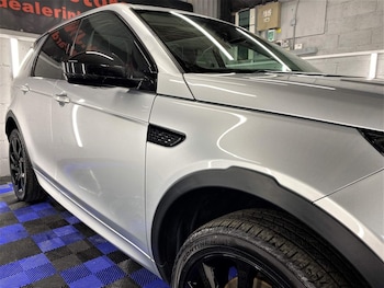 Used Land Rover Discovery Sport 2019 for sale - 76979844: Photo