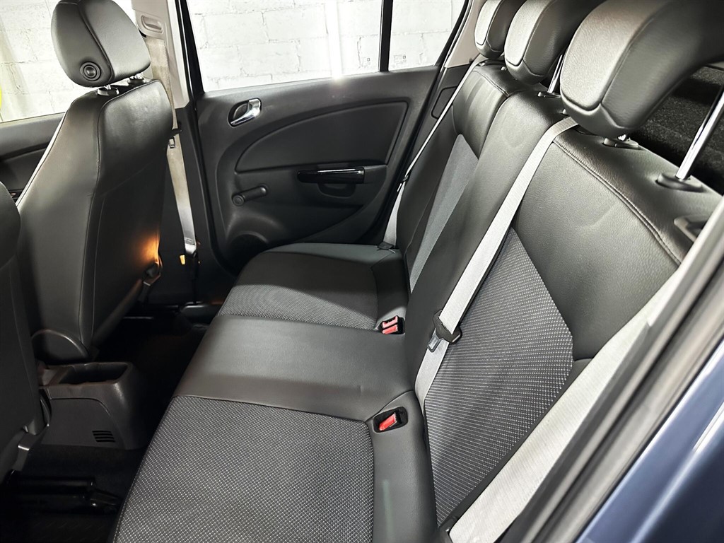 Used Vauxhall Corsa 2007 for sale - 76979849: Photo 35