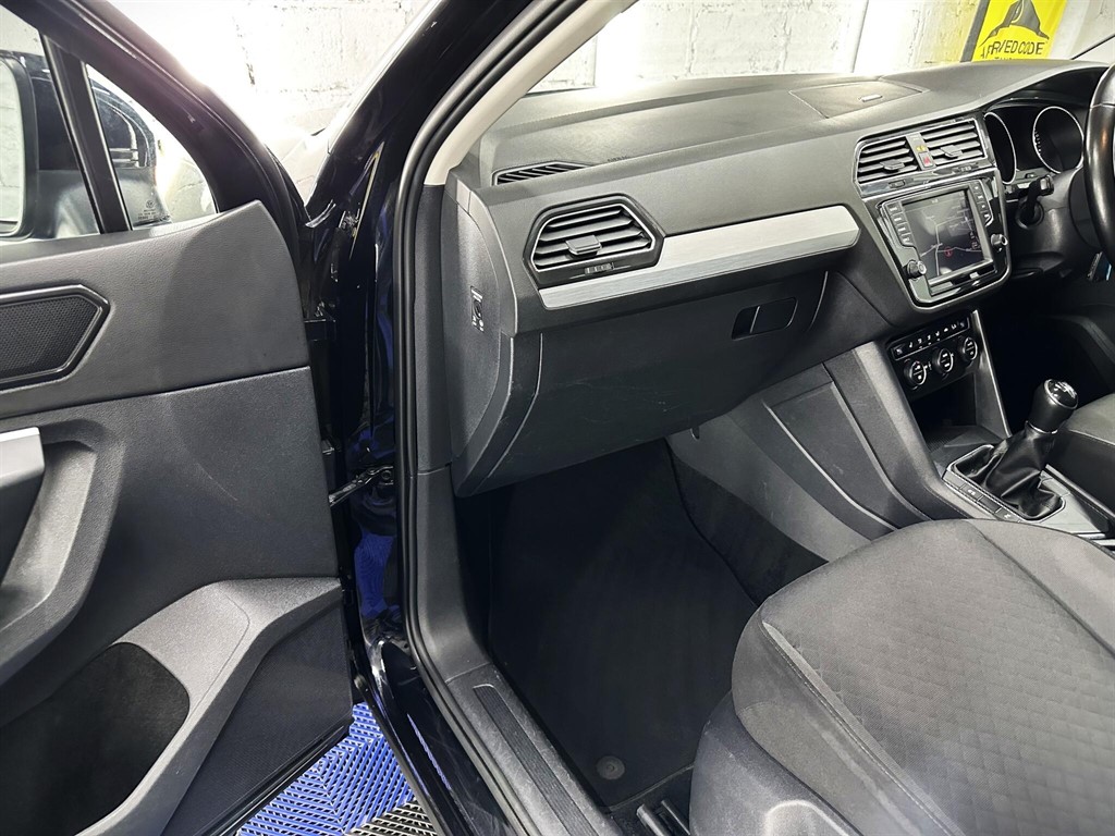 Used Volkswagen Tiguan 2016 for sale - 76979829: Photo 19