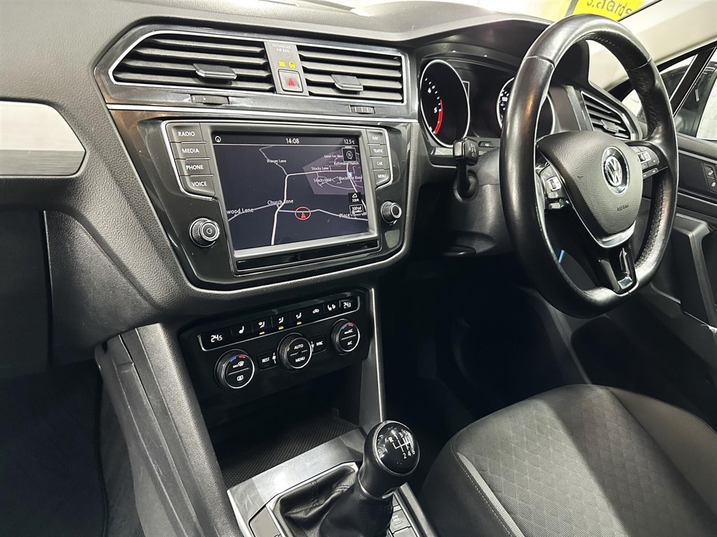 Used Volkswagen Tiguan 2016 for sale - 76979829: Photo 21